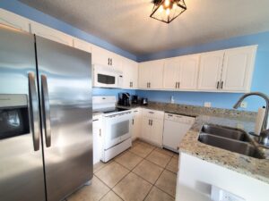 Navarre Beach Landing Kitchen